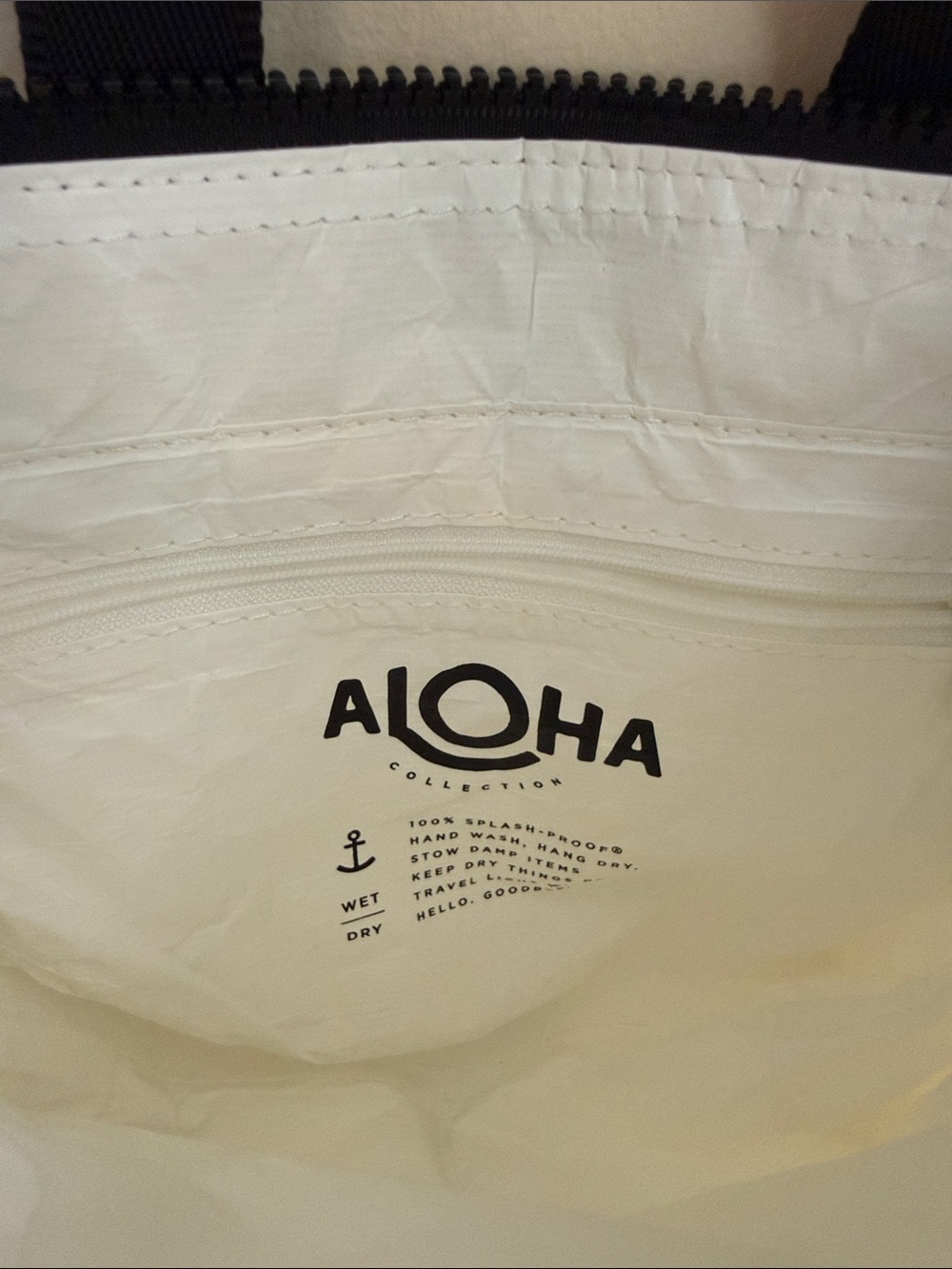 Aloha Collection Crossbody - Picture 2 of 2